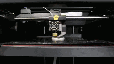 3D打印過程中，設(shè)備突然停止擠出耗材是什么原因？應(yīng)該怎么解決？